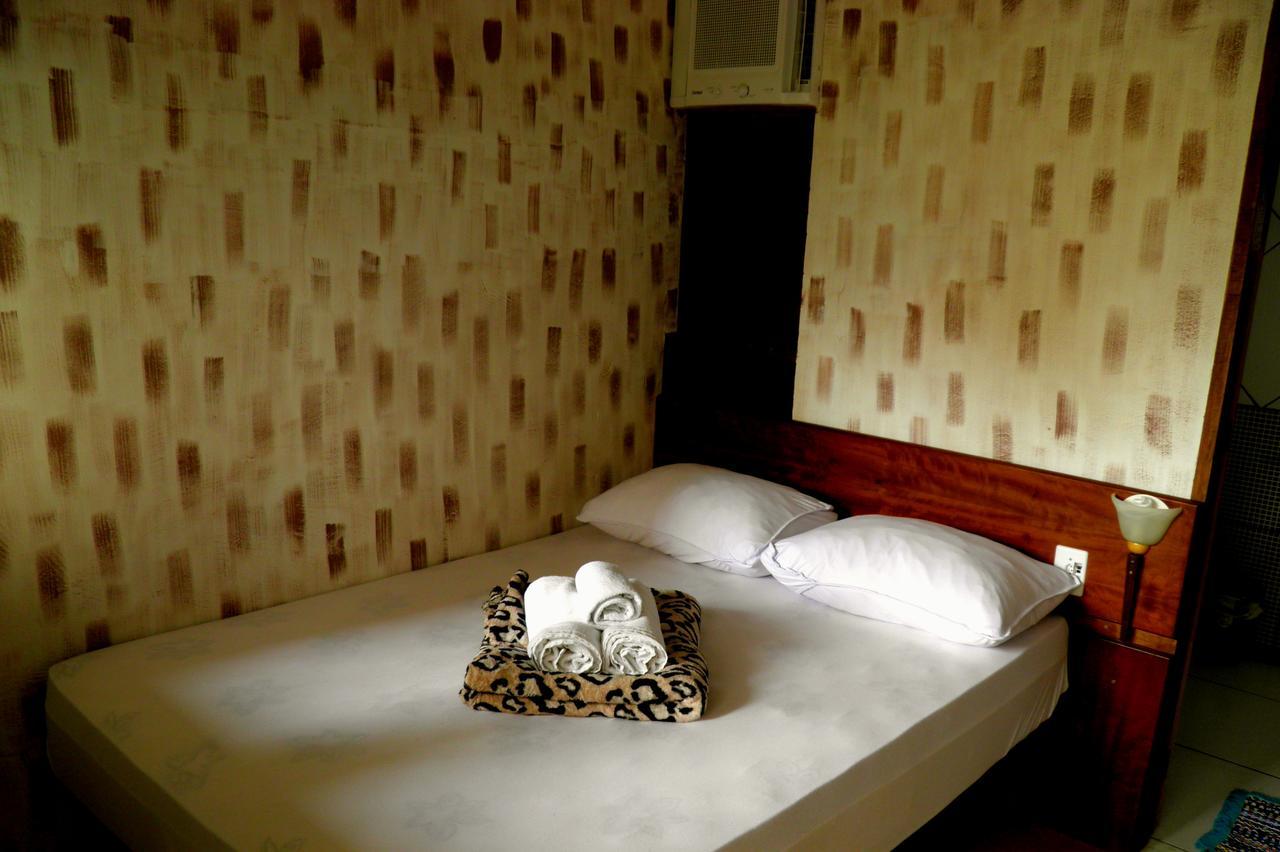 Hostel Da Bruna - Botafogo ริโอเดจาเนโร ภายนอก รูปภาพ