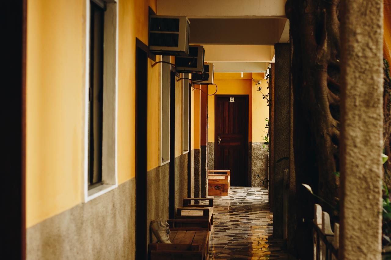 Hostel Da Bruna - Botafogo ริโอเดจาเนโร ภายนอก รูปภาพ